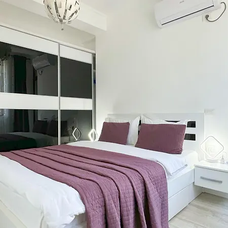 Apartment Deluxe Nicolle Solid *