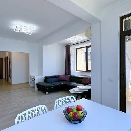 דירה Deluxe Nicolle Solid *